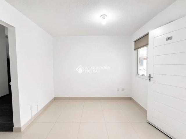 Casa / Sobrado em Condomínio para Locação em Canoas/RS Igara 3 Quartos