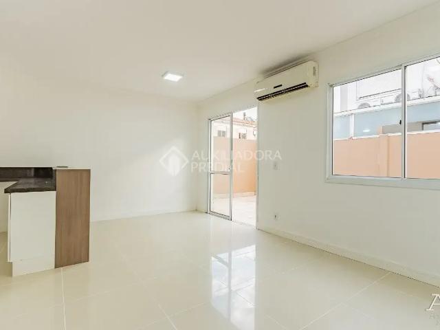 Casa / Sobrado em Condomínio para Locação em Canoas/RS Marechal Rondon 3 Quartos