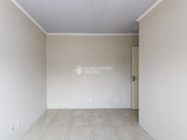 Casa / Sobrado em Condomínio para Locação em Canoas/RS Mathias Velho 2 Quartos