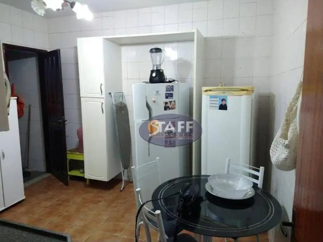 Casa / Sobrado em Condomínio para Locação em Cabo Frio/RJ Jardim Caiçara 2 Quartos
