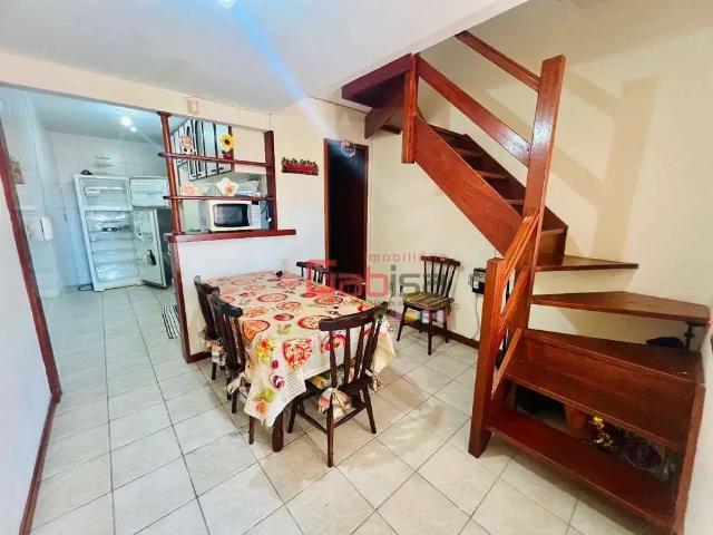 Casa / Sobrado em Condomínio para Locação em Cabo Frio/RJ Peró 3 Quartos