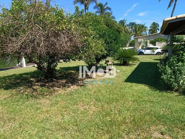Casa / Sobrado em Condomínio para Locação em Cabo Frio/RJ São Cristóvão 2 Quartos