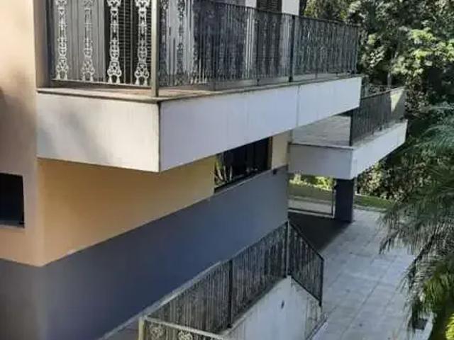 Casa / Sobrado em Condomínio para Locação em Cajamar/SP Alpes dos Araçás Jordanésia 4 Quartos