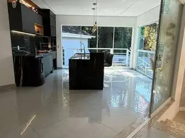 Casa / Sobrado em Condomínio para Locação em Cajamar/SP Serra dos Lagos Jordanésia 3 Quartos
