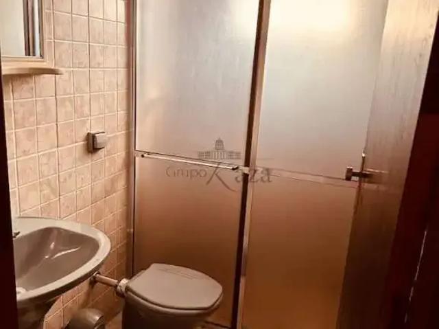 Casa / Sobrado em Condomínio para Locação em Caraguatatuba/SP Martim de Sá 2 Quartos
