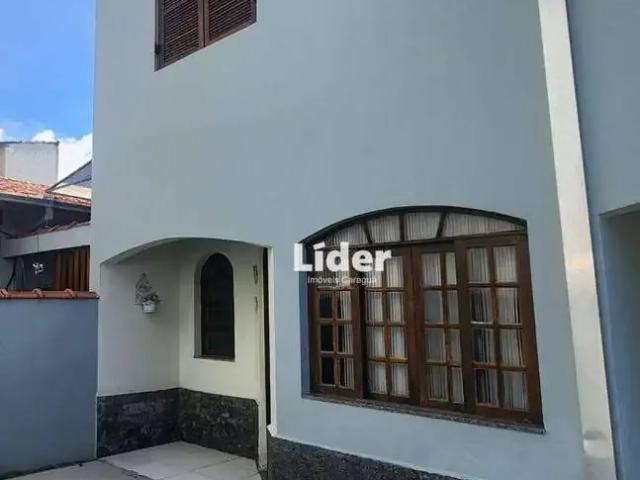 Casa / Sobrado em Condomínio para Locação em Caraguatatuba/SP Martim de Sá 2 Quartos