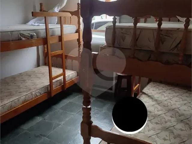 Casa / Sobrado em Condomínio para Locação em Caraguatatuba/SP Prainha 2 Quartos