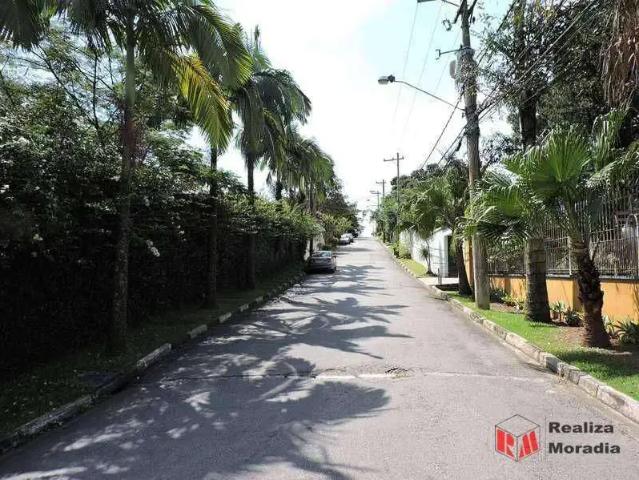 Casa / Sobrado em Condomínio para Locação em Carapicuíba/SP Chácara dos Lagos 3 Quartos