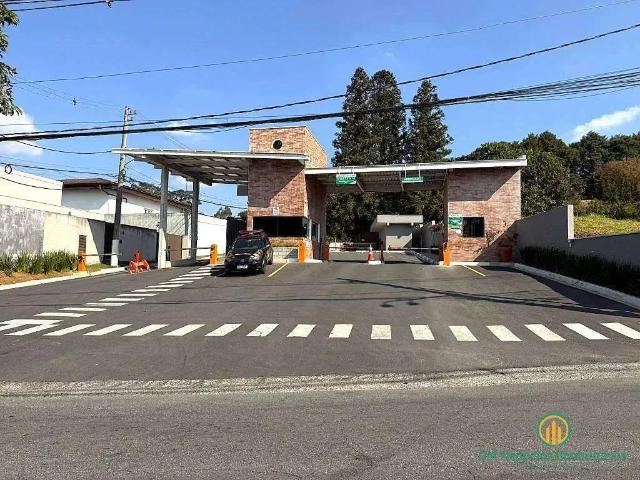 Casa / Sobrado em Condomínio para Locação em Carapicuíba/SP Chácara dos Lagos 3 Quartos