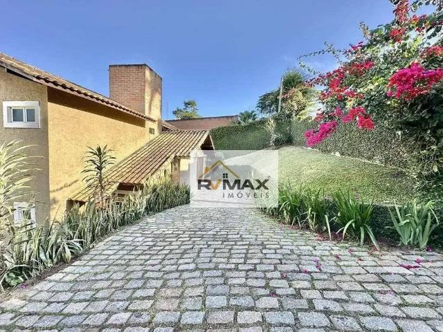 Casa / Sobrado em Condomínio para Locação em Carapicuíba/SP Chácara dos Lagos 4 Quartos
