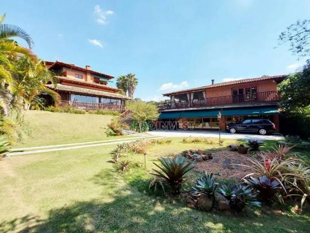 Casa / Sobrado em Condomínio para Locação em Carapicuíba/SP Granja Viana 4 Quartos