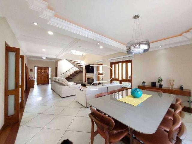 Casa / Sobrado em Condomínio para Locação em Carapicuíba/SP Granja Viana 4 Quartos