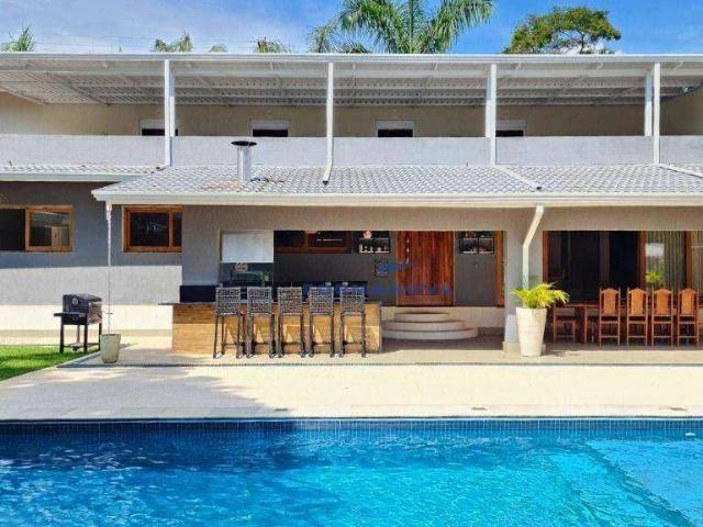 Casa / Sobrado em Condomínio para Locação em Carapicuíba/SP Granja Viana 6 Quartos
