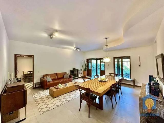Casa / Sobrado em Condomínio para Locação em Carapicuíba/SP Granja Viana 3 Quartos