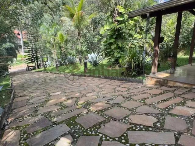 Casa / Sobrado em Condomínio para Locação em Contagem/MG Centro 3 Quartos
