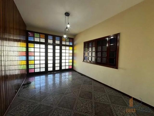 Casa / Sobrado em Condomínio para Locação em Conselheiro Lafaiete/MG Lima Dias 3 Quartos