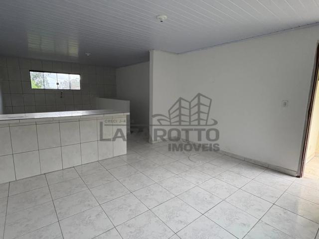 Casa / Sobrado em Condomínio para Locação em Colombo/PR Centro 3 Quartos
