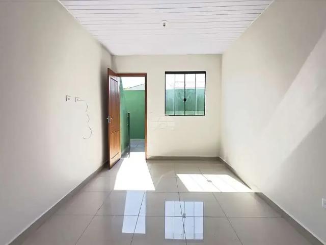 Casa / Sobrado em Condomínio para Locação em Colombo/PR Guarani 2 Quartos