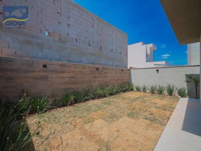 Casa / Sobrado em Condomínio para Locação em Cotia/SP Nhambuca Caucaia do Alto 3 Quartos