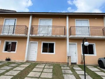 Casa / Sobrado em Condomínio para Locação em Cotia/SP Chácara Rincão 2 Quartos