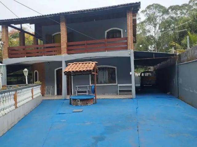 Casa / Sobrado em Condomínio para Locação em Cotia/SP Gramado 3 Quartos