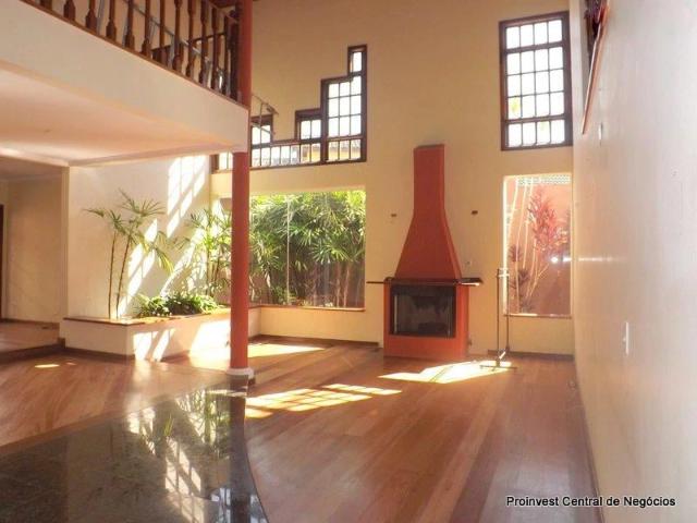 Casa / Sobrado em Condomínio para Locação em Cotia/SP Granja Viana 4 Quartos