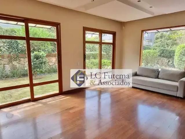 Casa / Sobrado em Condomínio para Locação em Cotia/SP Granja Viana 4 Quartos
