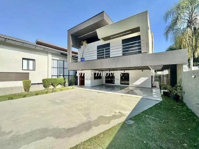 Casa / Sobrado em Condomínio para Locação em Cotia/SP Granja Viana 4 Quartos