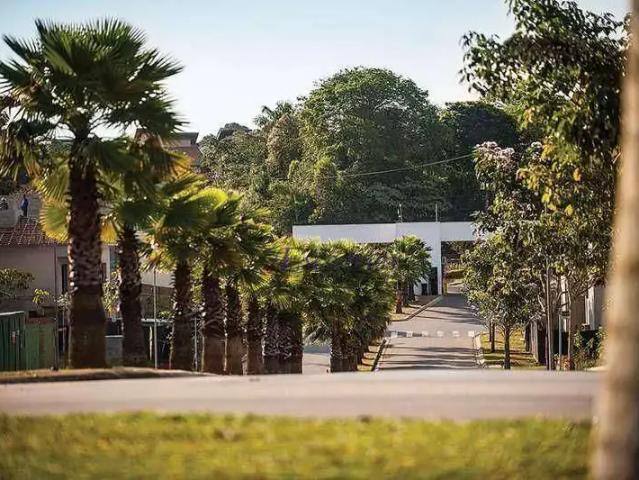 Casa / Sobrado em Condomínio para Locação em Cotia/SP Granja Viana 4 Quartos