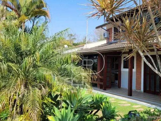 Casa / Sobrado em Condomínio para Locação em Cotia/SP Granja Viana 4 Quartos