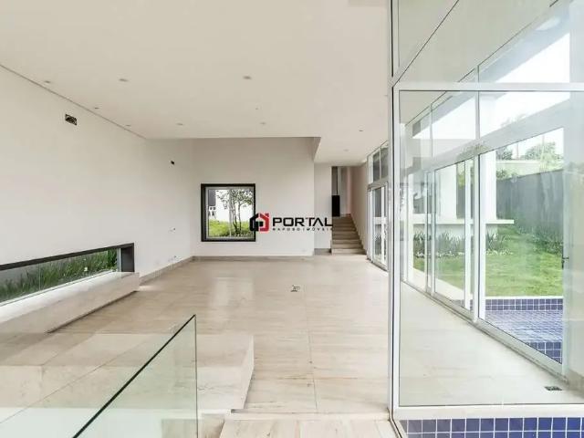 Casa / Sobrado em Condomínio para Locação em Cotia/SP Granja Viana 4 Quartos