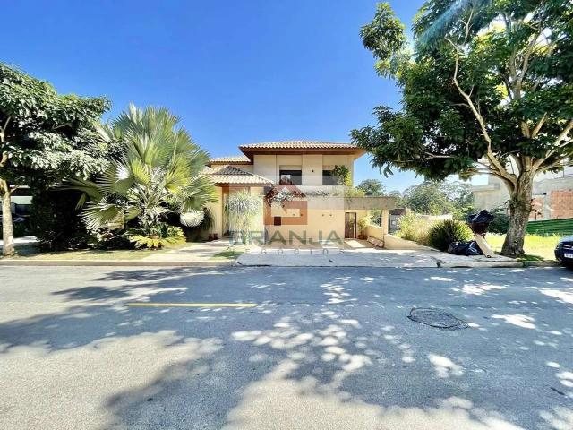 Casa / Sobrado em Condomínio para Locação em Cotia/SP Granja Viana 5 Quartos