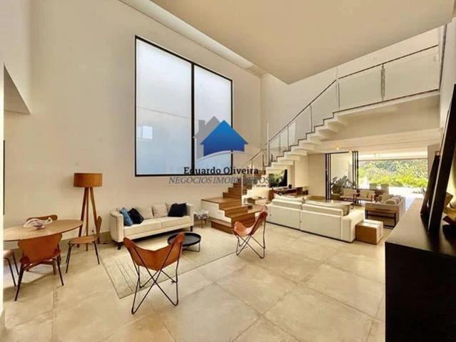 Casa / Sobrado em Condomínio para Locação em Cotia/SP Granja Viana 6 Quartos