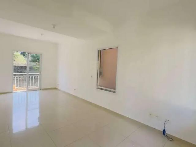 Casa / Sobrado em Condomínio para Locação em Cotia/SP Granja Viana 3 Quartos