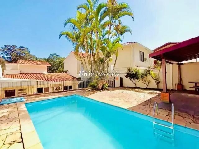 Casa / Sobrado em Condomínio para Locação em Cotia/SP Granja Viana 3 Quartos