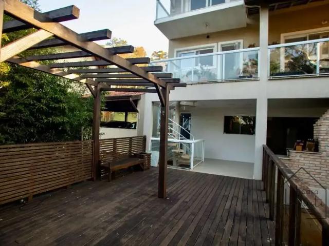 Casa / Sobrado em Condomínio para Locação em Cotia/SP Jardim Atalaia 3 Quartos