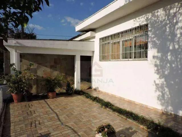 Casa / Sobrado em Condomínio para Locação em Cotia/SP Jardim da Glória 3 Quartos