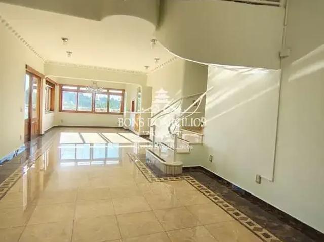 Casa / Sobrado em Condomínio para Locação em Cotia/SP Jardim da Glória 3 Quartos