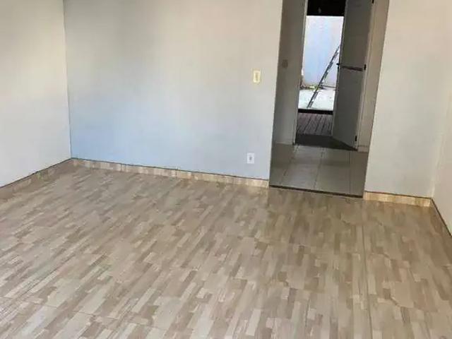 Casa / Sobrado em Condomínio para Locação em Cotia/SP Jardim Ísis 2 Quartos