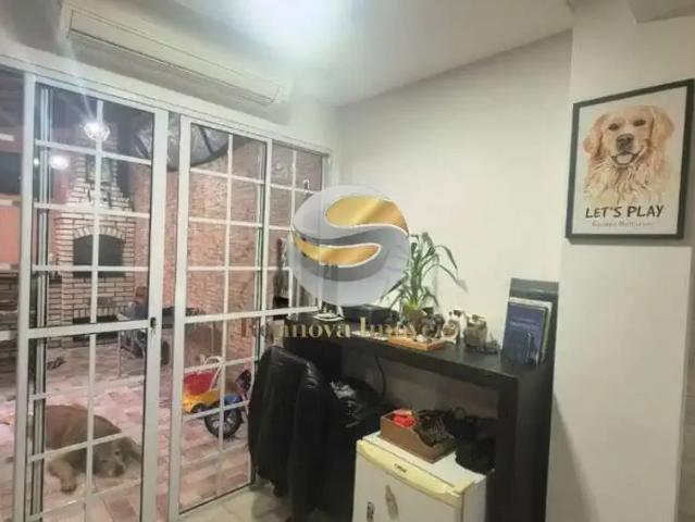 Casa / Sobrado em Condomínio para Locação em Cotia/SP Jardim Petrópolis 2 Quartos