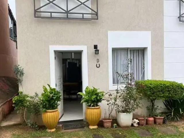 Casa / Sobrado em Condomínio para Locação em Cotia/SP Jardim Pioneira 2 Quartos