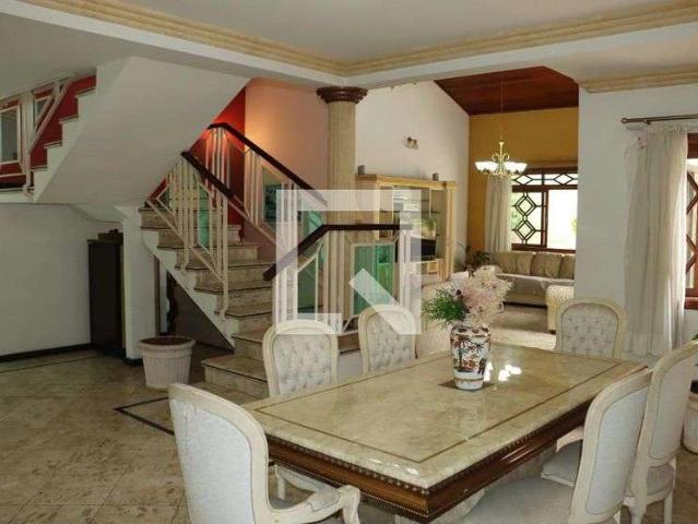 Casa / Sobrado em Condomínio para Locação em Cotia/SP São Paulo II 4 Quartos