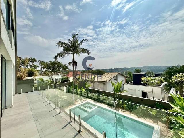 Casa / Sobrado em Condomínio para Locação em Cotia/SP São Paulo II 4 Quartos