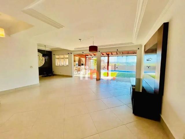 Casa / Sobrado em Condomínio para Locação em Cotia/SP São Paulo II 4 Quartos