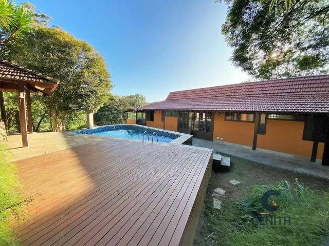 Casa / Sobrado em Condomínio para Locação em Cotia/SP Vila de São Fernando 3 Quartos
