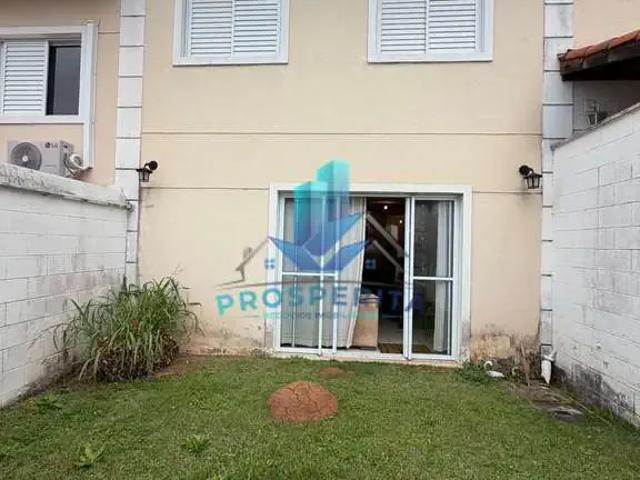 Casa / Sobrado em Condomínio para Locação em Cotia/SP Vila Santo Antônio do Portão 3 Quartos