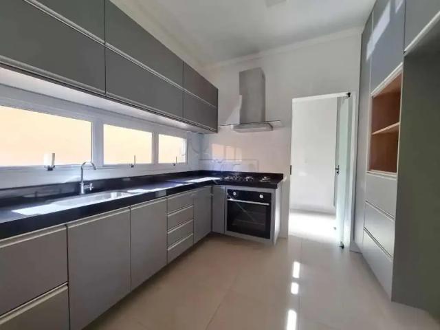 Casa / Sobrado em Condomínio para Locação em Cravinhos/SP Residencial Alto do Vale 3 Quartos