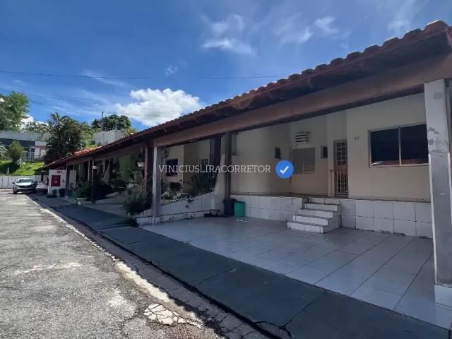 Casa / Sobrado em Condomínio para Locação em Cuiabá/MT Areão 3 Quartos