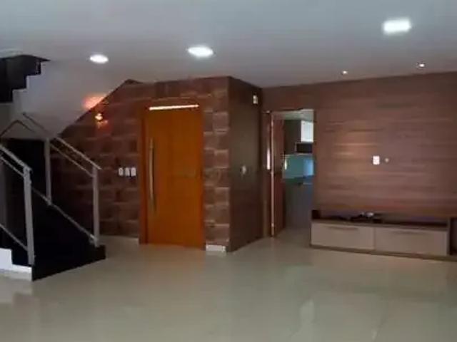 Casa / Sobrado em Condomínio para Locação em Cuiabá/MT Condomínio Belvedere 3 Quartos