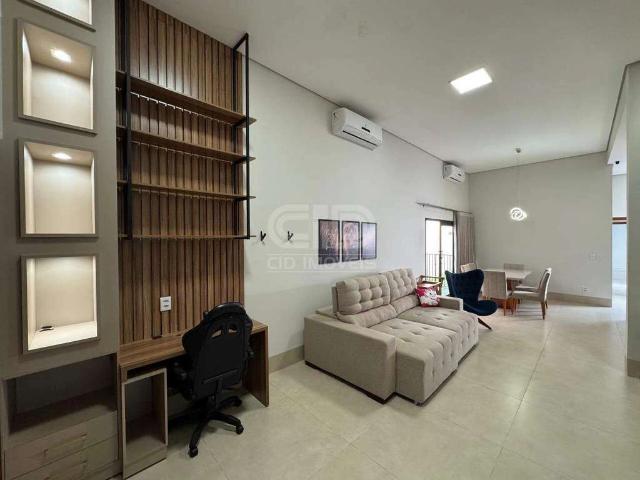 Casa / Sobrado em Condomínio para Locação em Cuiabá/MT Condomínio Belvedere II 3 Quartos